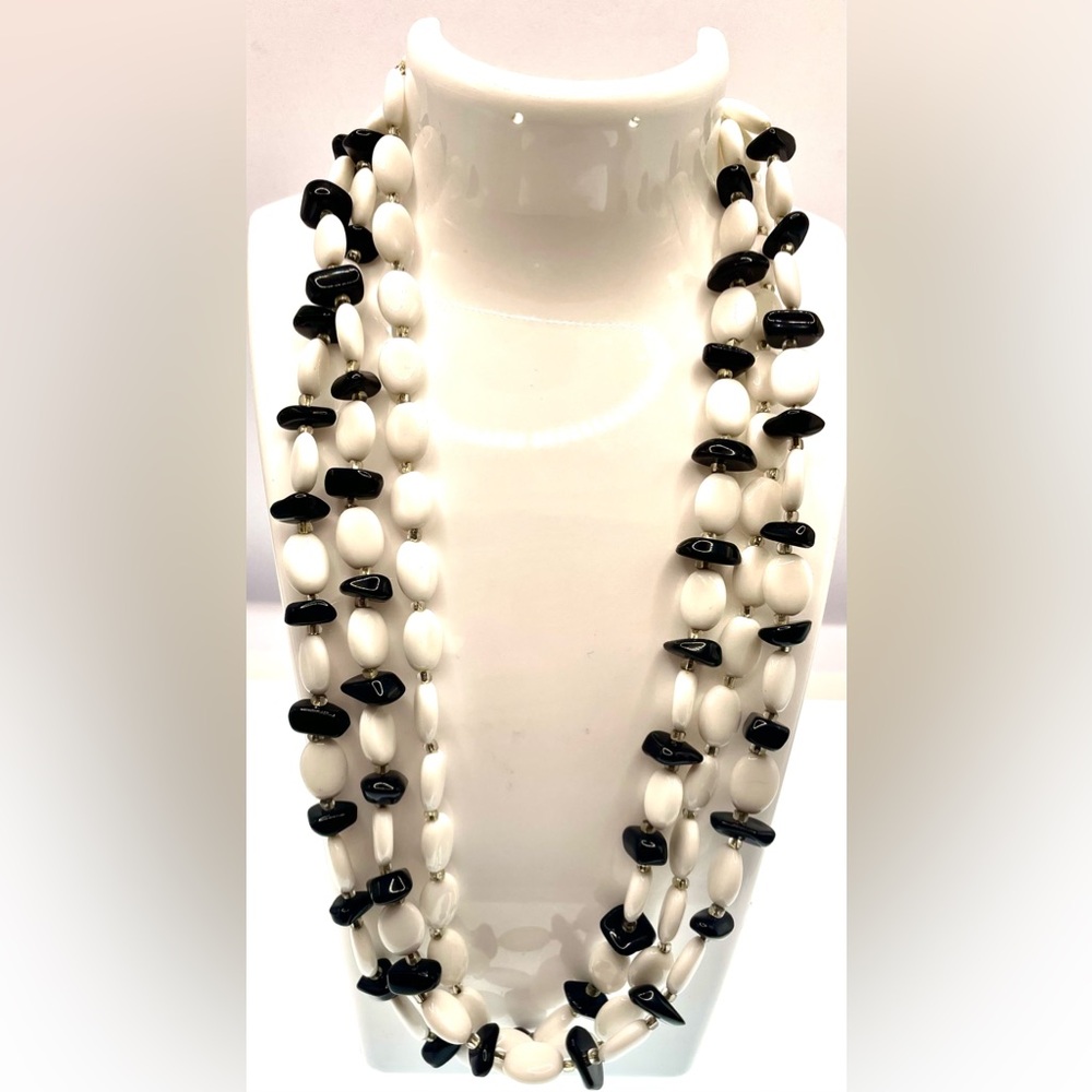 Vintage White and Black Multistrand Acrylic Beaded Necklace Statement Retro